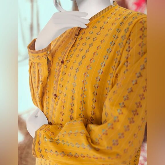 JUNAID JAMSHED PAKISTANI DESIGNER SPARKLY YELLOW JACQUARD KURTA AUTHENTIC - Picture 4 of 6